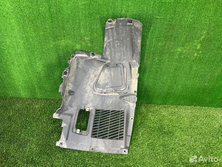 Подкрылок передний правый Bmw 5 F11 N52B25 2011