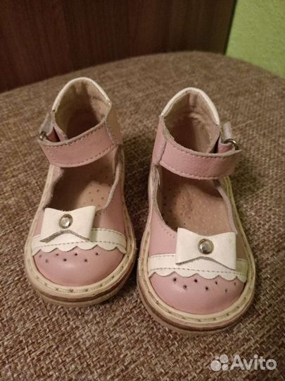 Босоножки для девочки