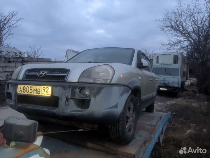 В разбор Hyundai Tucson 2008