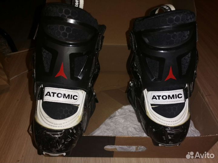 Лыжные ботинки Atomic redstar world cup skate