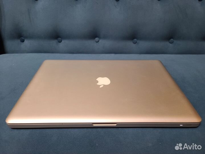 Macbook pro 17 2011