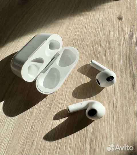 AirPods 3 поколения (A2564)