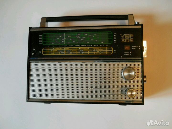 Радиоприёмник VEF 206 времён СССР