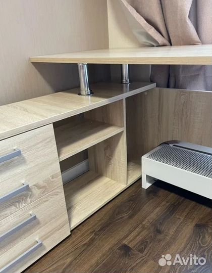 Стол компьютерный Алькор