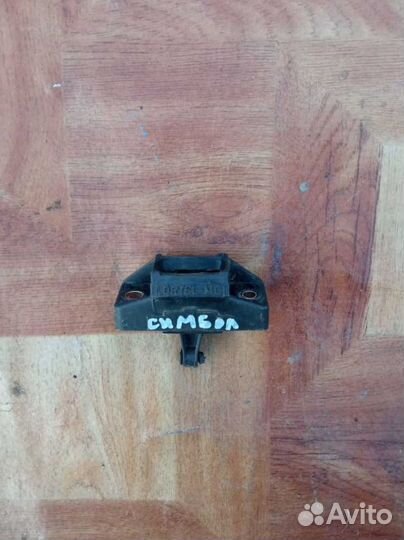 Замок багажника Renault Symbol