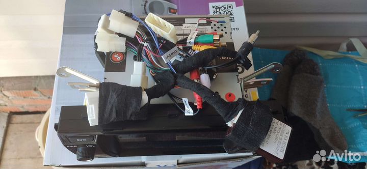 Штатное головное устройство Toyota Corolla 160