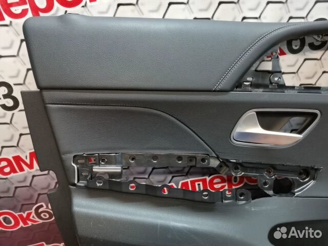 Обшивка двери Mercedes-Benz GLE-Class W167