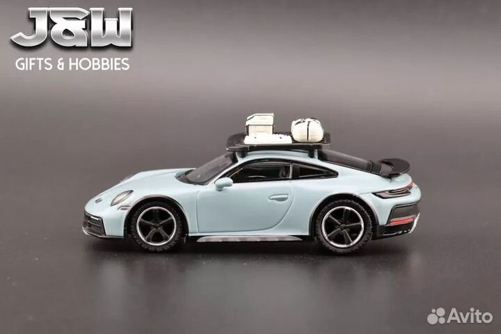 Mini GT Porsche 911 Dakar Shade Green Metallic