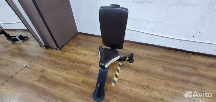 Силовая вертикальная скамья Ziva 90 градусов