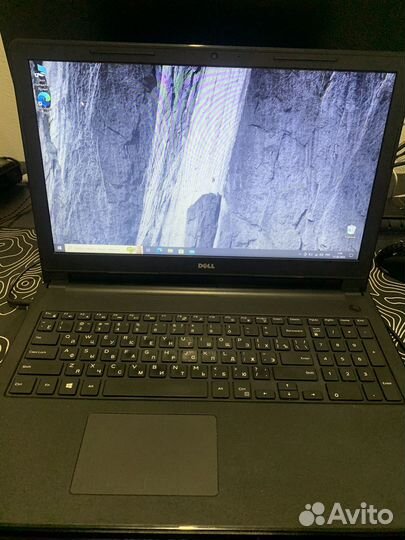 Ноутбук dell inspiron 15