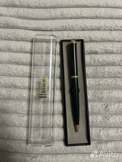 Шариковая ручка магазина Harrods