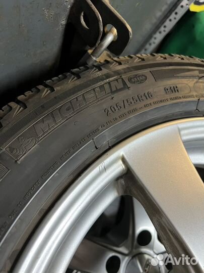 Michelin X-Ice XI3 205/55 R16 91H