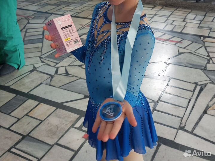 Платье для фигурного катания