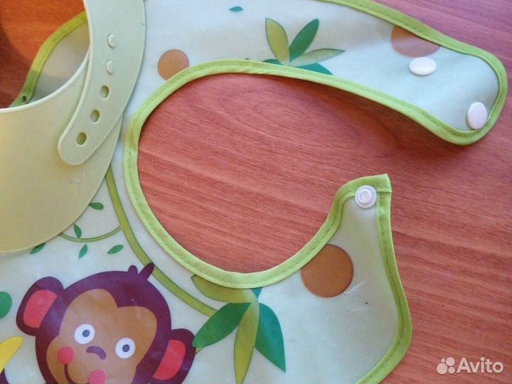 Слюнявчик нагрудник