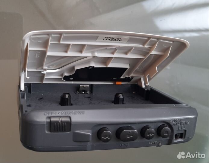 Кассетный плеер sony walkman wm-fx 197