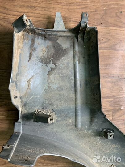 Молдинг задний правый Toyota Prado 95