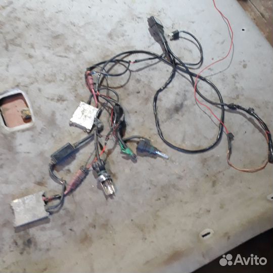 Ксенон комплект снят с Ауди А4Б5