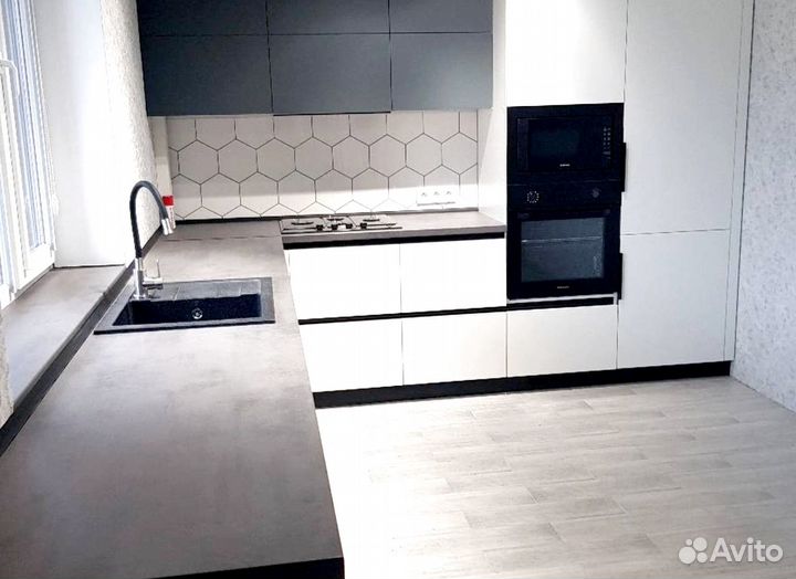 Кухня нежная для молодоженов