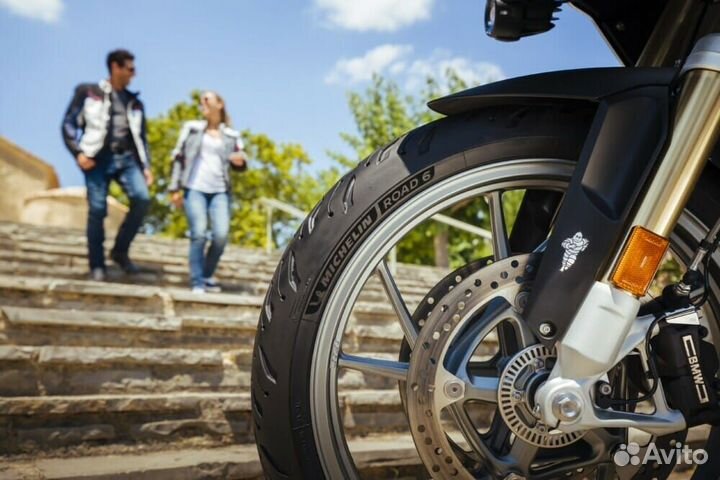 Моторезина 120 70 17 Michelin Road 6 GT