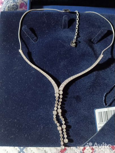 Колье и серьги swarovski