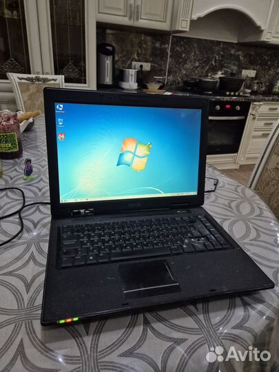 Ноутбук Asus X80L