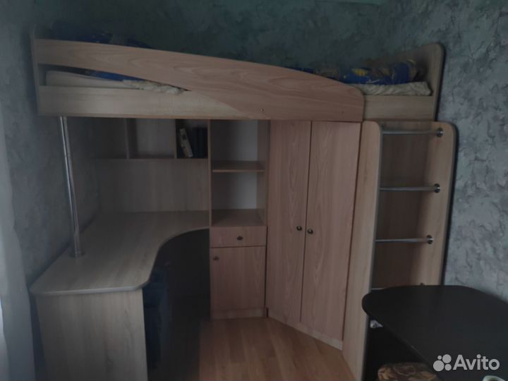 Детский уголок, стенка с кроватью, кровать чердак