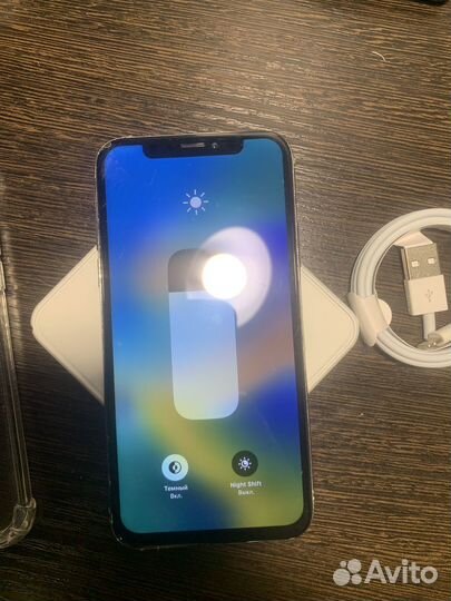 iPhone X, 64 ГБ