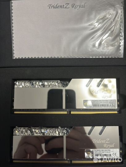 G skill trident z royal 32 GB DDR4