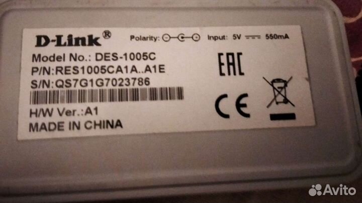 Коммутатор D -Link 420p.Новый Zyxsel 250p Б. У