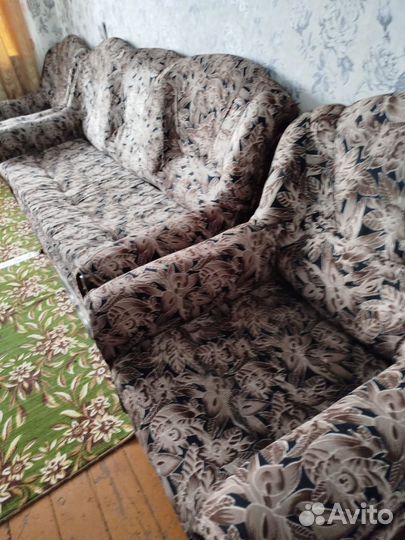 Продам диван и кресла