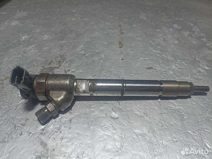 Форсунка топливная Genesis G80 2 2020 338002R100