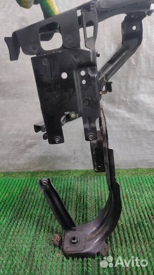 Кронштейн фары правой Mercedes Benz E-class W211