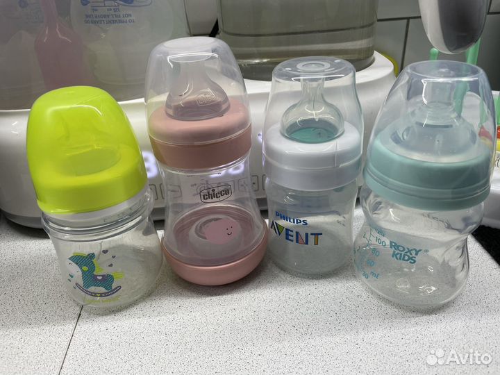 Бутылочки для кормления разной фирмы и объема