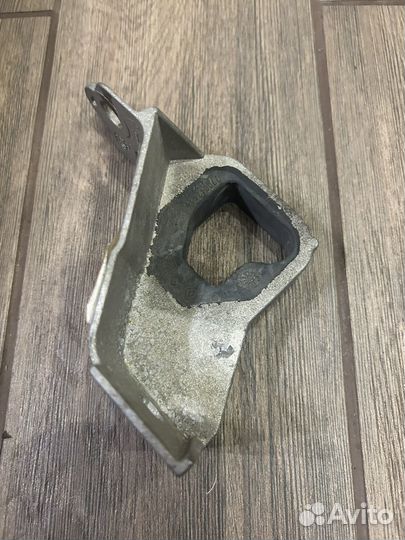 Подвес глушителя Renault 7700424342