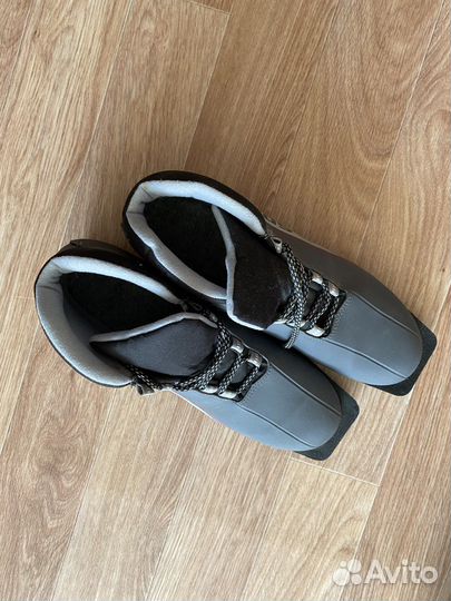 Беговые лыжи