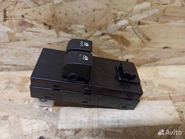 Блок управления подъемниками Kia Ceed ED