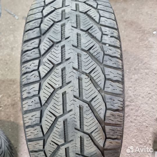 Bfgoodrich G-Force Winter 2 235/45 R18 98V