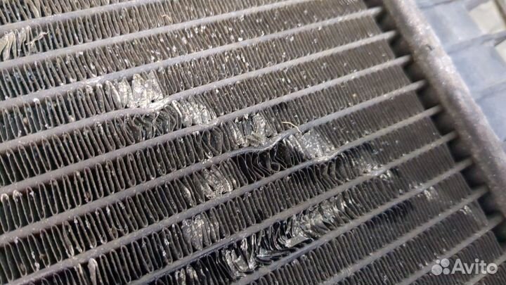 Радиатор охлаждения двигателя Volvo XC90, 2005