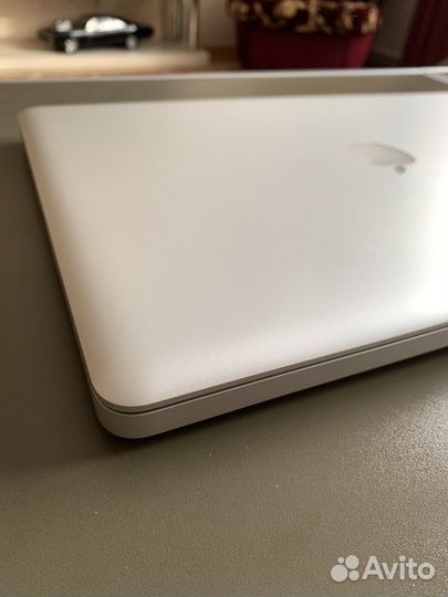 Apple MacBook Pro