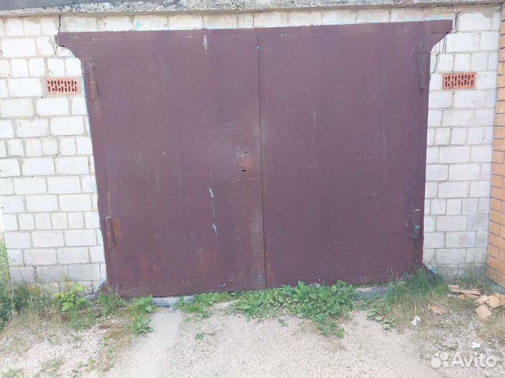 Ворота гаражные металлические бу