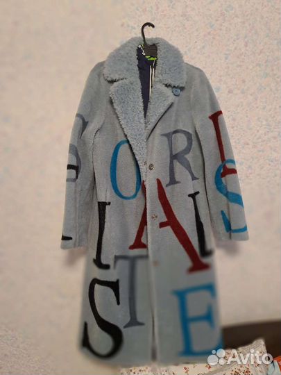 Пальто из искуственного меха