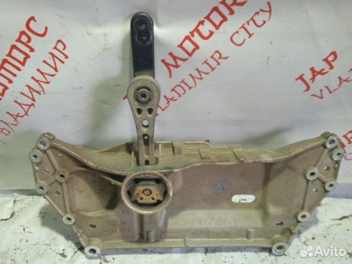 Подрамник двигателя Audi A3 8P caxa 1.4 2012