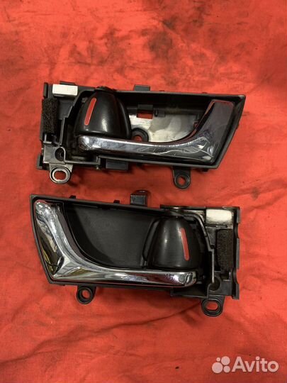 Внутренняя русючка двери Subaru Outback B13