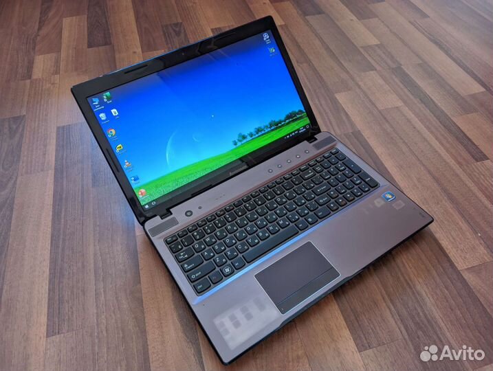 Lenovo металл, 4 ядра, SSD, видеокарта 2гб