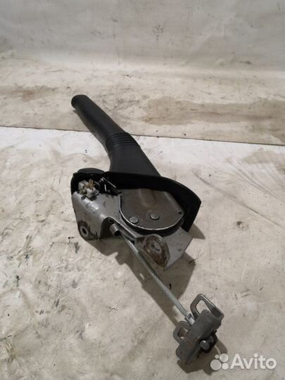 Рычаг стояночного тормоза Renault Logan 2 седан