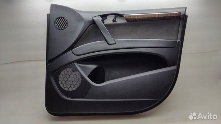 Обшивка двери передняя правая Audi Q7 4L BAR 2008