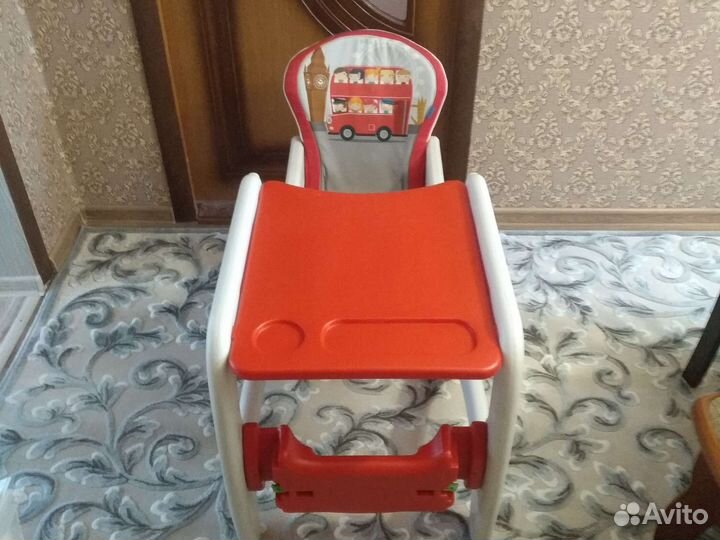Стульчик для кормления