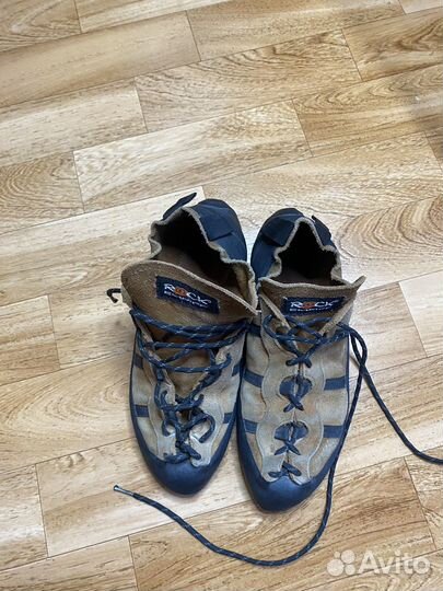 Скальные туфли 44 rock empire