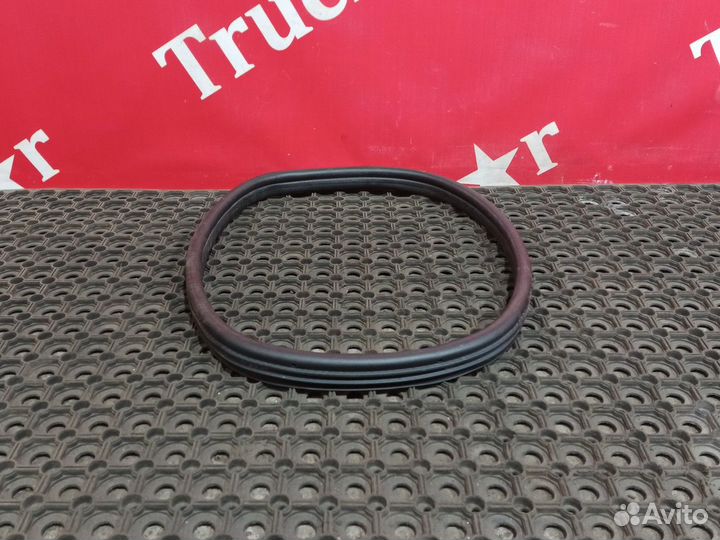 Уплотнитель инструментального ящика 2020 г