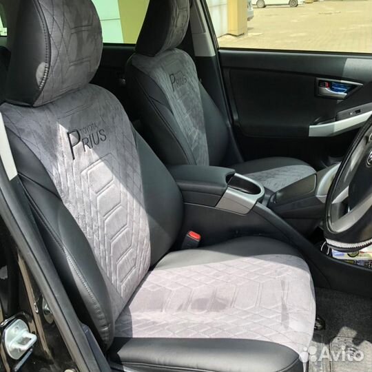 Авточехлы из экокожи toyota prius 30